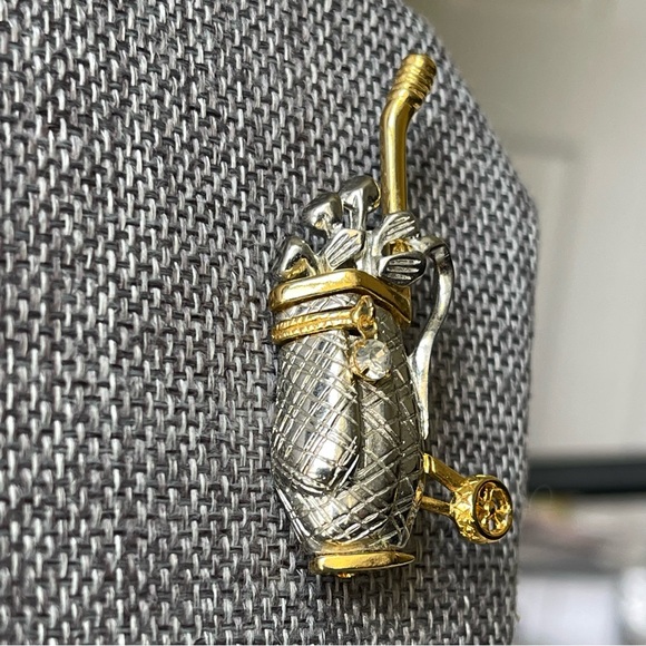 Vintage | Golf Bag Club Gold Silver Tone Unsigned Brooch Pin 2.25" Tall - Picture 10 of 13